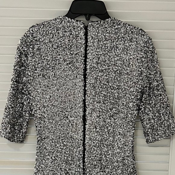 Alice + Olivia Sequin Strong-Shoulder Mock-Neck Dress - Picture 7 of 9